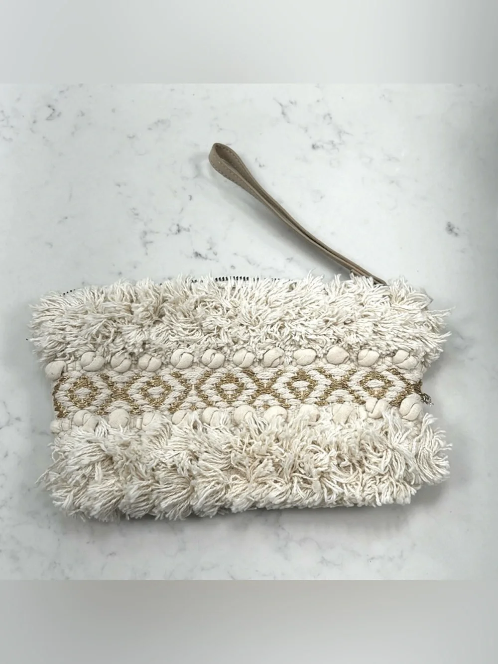 Universal Threas boho wristlet 10x6”